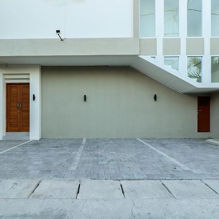 Oyo 1200 Kencana Residence Jimbaran Exterior foto